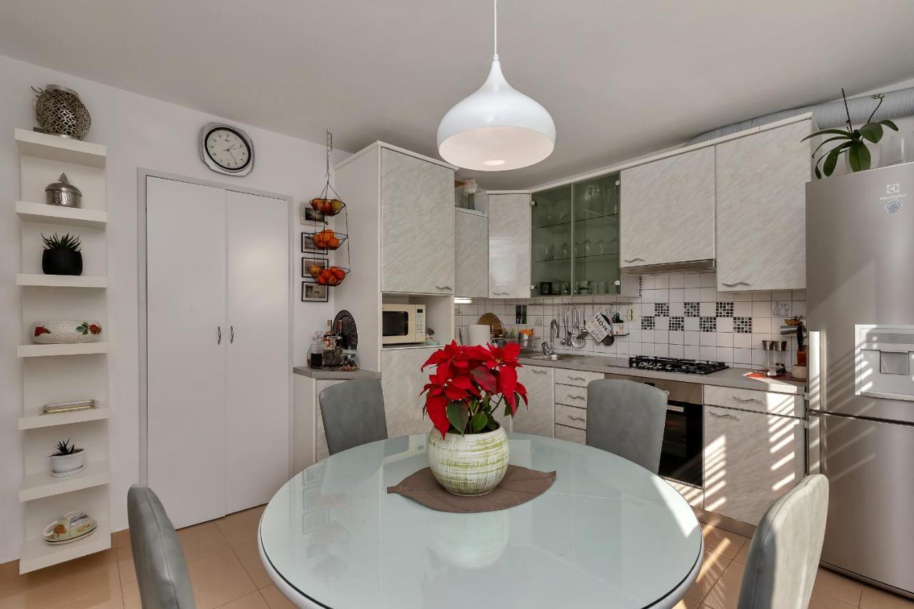 Apartment Marina Makarska Eksteriør billede